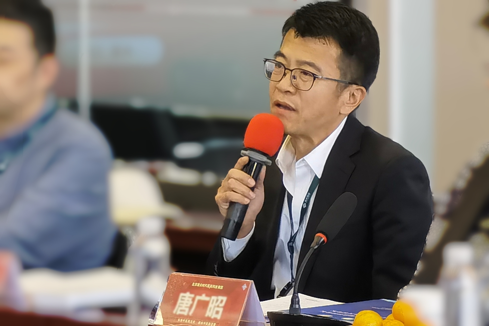 國(guó)家(jiā)中醫(yī)藥管理(lǐ)局監測統計(jì)中心領導一(yī)行(xíng)莅臨康衆集團總部考察交流