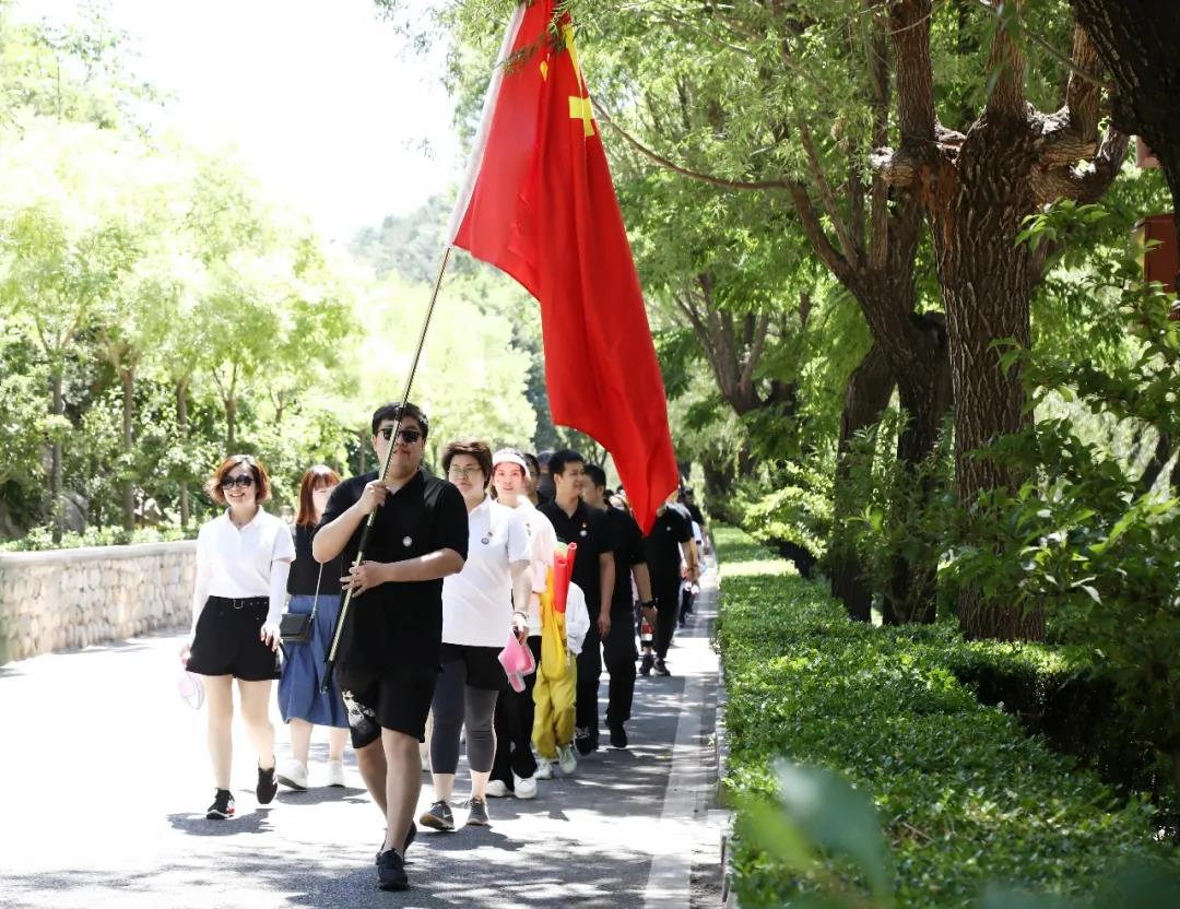 奮鬥百年(nián)路(lù)·啓航新征程！