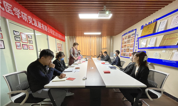 康衆時(shí)代“不(bù)忘初心,青春獻黨”主題黨日(rì)活動圓滿舉辦 康衆時(shí)代“不(bù)忘初心,青春獻黨”主題黨日(rì)活動圓滿舉辦