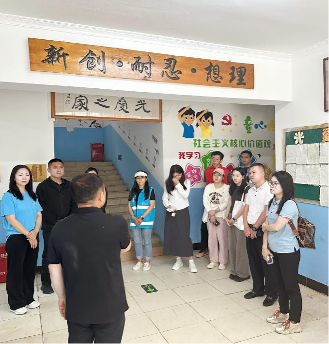 黨建引領聚合力，紅(hóng)色精神潤童心——康衆集團黨支部積極參與中關村(cūn)豐台科(kē)技(jì)園區(qū)黨群捐贈活動