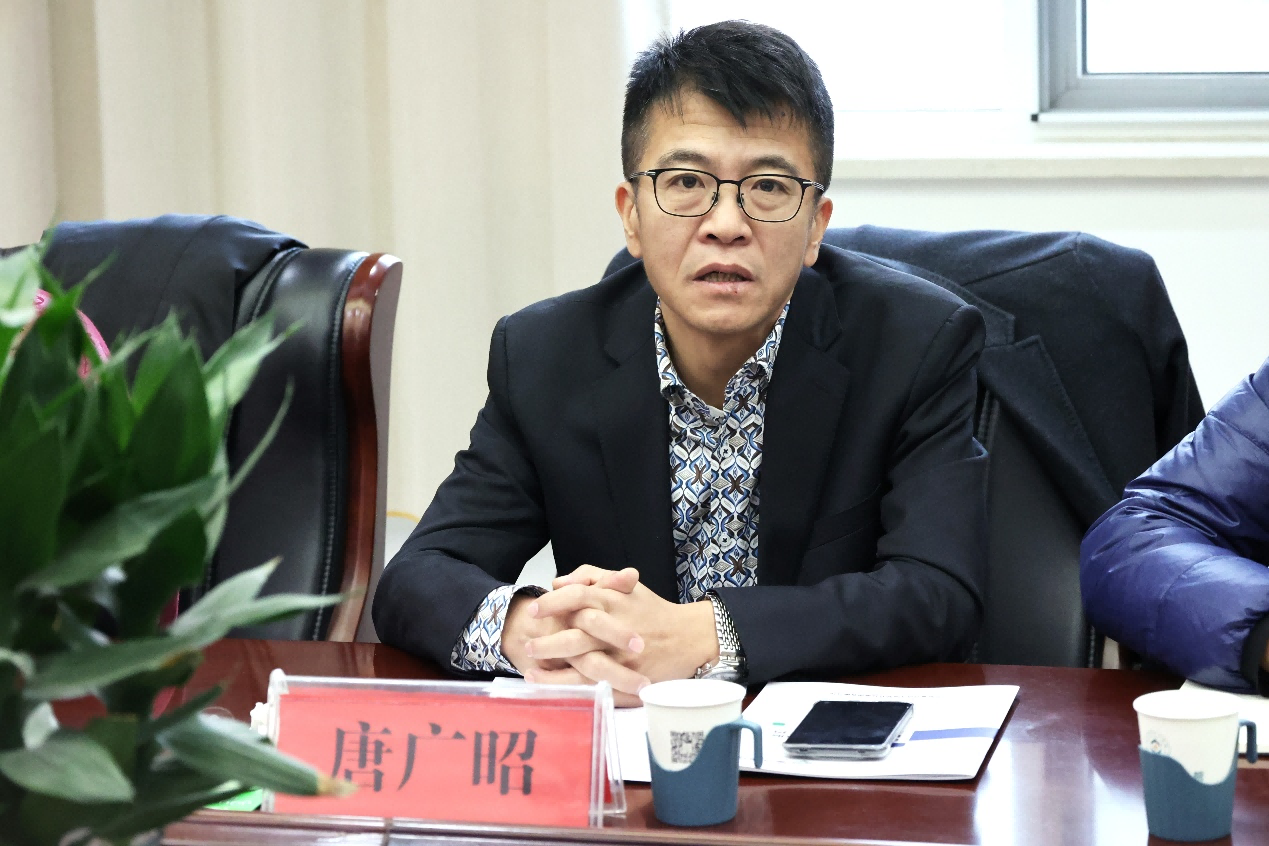 康衆時(shí)代集團與鄧州市(shì)中心醫(yī)院達成戰略合作(zuò), 聚焦臨床試驗服務,共助健康事(shì)業(yè)藍(lán)圖 康衆時(shí)代集團與鄧州市(shì)中心醫(yī)院達成戰略合作(zuò), 聚焦臨床試驗服務,共助健康事(shì)業(yè)藍(lán)圖